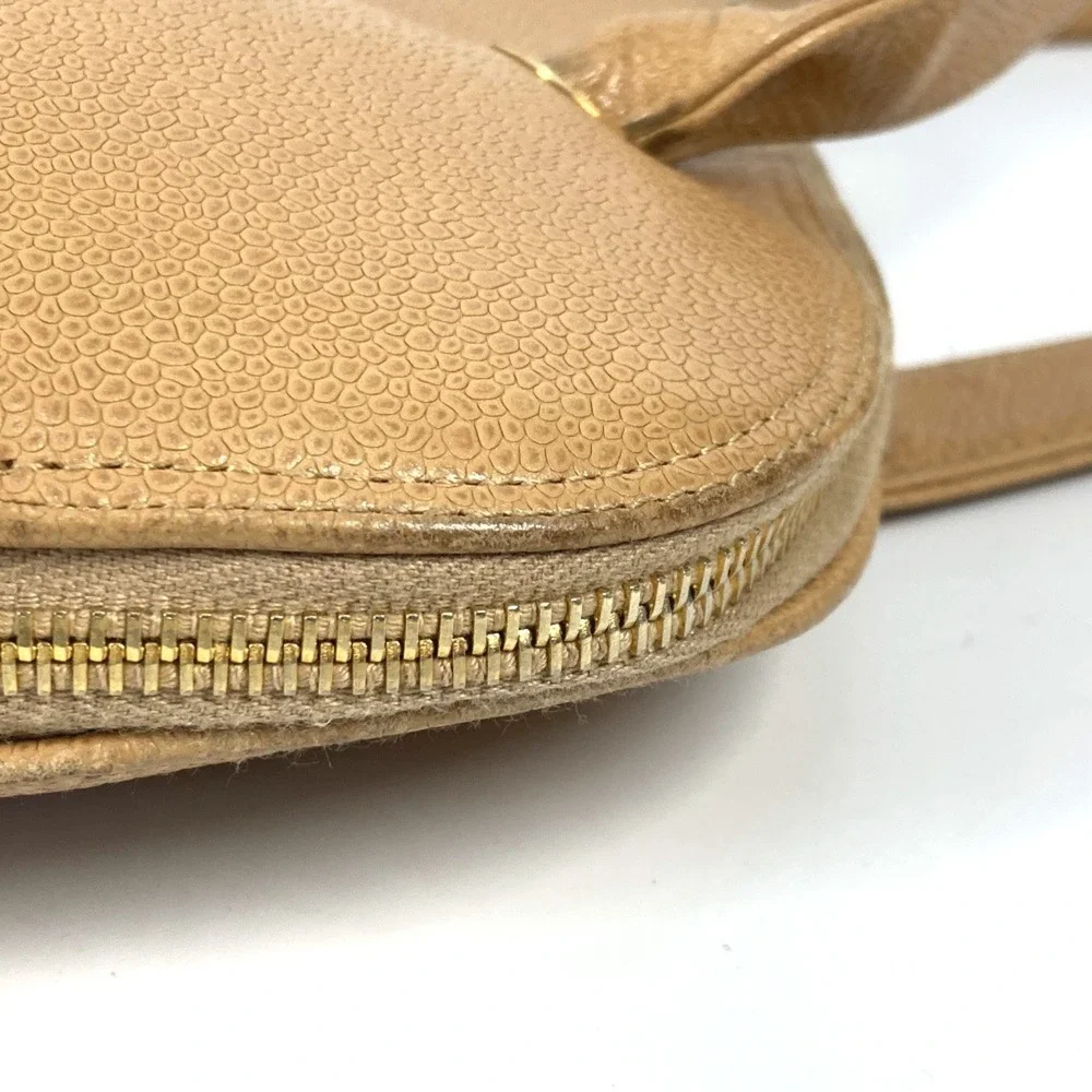 CHANEL Vintage Cream Caviar Leather Logo Shoulder Bag